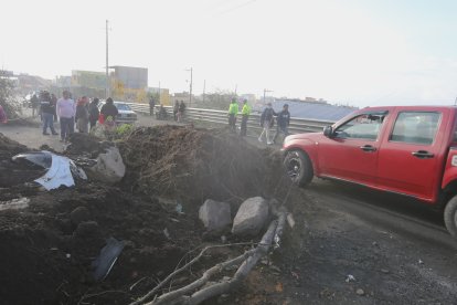 En San Miguel del Común hubo cierres parciales.