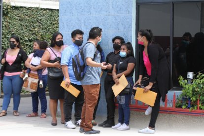 Si no encuentra trabajo, explote sus talentos y habilidades.