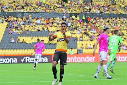 Fidel Martínez vuelve después de cerca de dos años al cuadro torero. Quiere aportar con sus goles para conseguir la estrella 17.