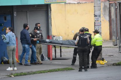 El hecho se registró en Caupicho, en el sur de la ciudad. Una tercera persona resultó herida.