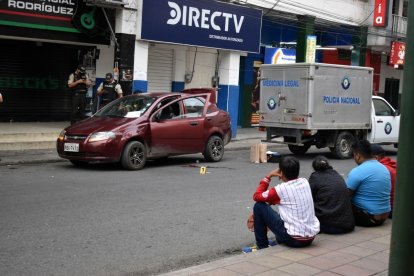 Aparentemente, a Eduardo Heredia lo habrían atacado al intentar bajar del carro.