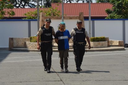 El detenido registra dos antecedentes penales, según informó el jefe policial de la zona 8.