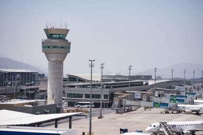 Paro Nacional: Al menos una docena de vuelos cancelados por protestas en Ecuador