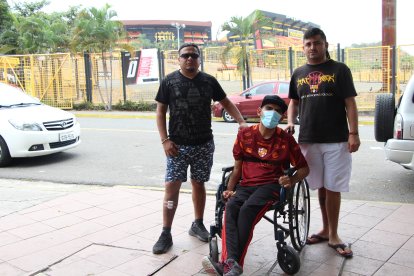 Después de más de dos años volvieron a estar en el sitio de reunión de los hinchas: John Games, Luis Arreaga y Axel  Herrera.