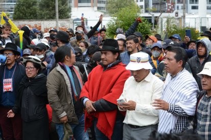 El líder indígena fue recibido por miles de simpatizantes, en la avenida Amazonas, en el norte de la capital.