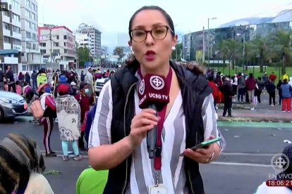 Asaltaron y 'sonaron' a un equipo periodístico en medio del tumulto