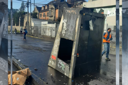 Así quedó el puesto de la comerciante.