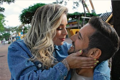 Fernanda Gallardo y Ricardo Blanco han recibido  propuestas de trabajo en la televisión, pero ninguna les ‘mueve el piso’ para regresar a la pantalla.