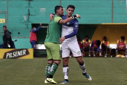 El arquero Joaquín Pucheta y el zaguero Christian Cepeda estuvieron cinco meses en las filas del Cumbayá.