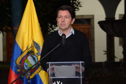 El ministro Jiménez fue el portavoz del retorno al diálogo.