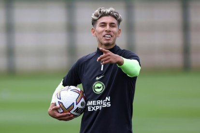 Jeremy Sarmiento ya se unió a los trabajos de pretemporada con el Brighton de Inglaterra.