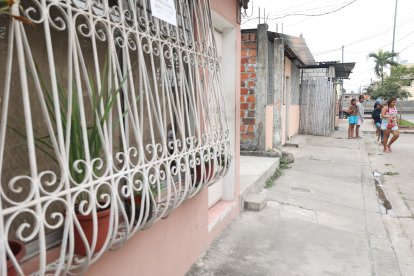 Un niño de un mes de nacido fue asesinado a puñaladas en el sur del Puerto Principal.