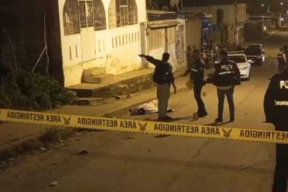 El joven salió para comprar algo para comer y eso le costó la vida.