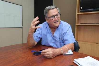 Dr. Roberto Gilbert Febres Cordero, candidato a vicepresidente de Emelec.