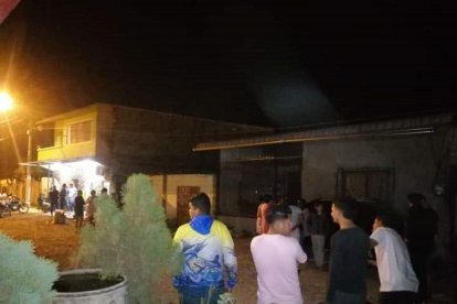 De la vivienda emanaban olores por el avanzado estado de putrefacción del cuerpo.