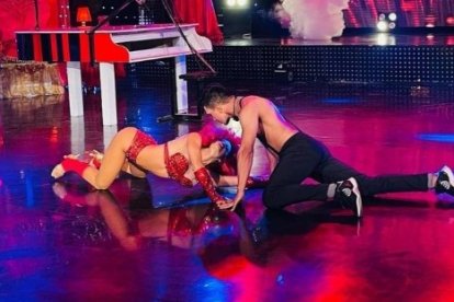 Kimberly Cedeño siguió con su participación tras el  incidente.