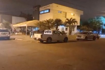 Al menos 19 armas de fuego fueron sustraídas de la Unidad de Policía Comunitaria Bellavista, en la capital manabita