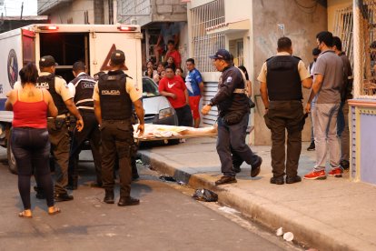 La chica llevaba poco tiempo de vivir en la zona, según dijeron moradores a la Policía. Este martes, el domicilio estaba con candado.