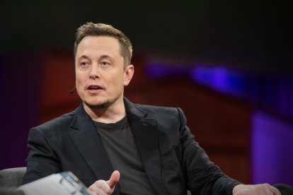 Twitter denuncia a Musk en un tribunal para forzarlo a comprar la empresa