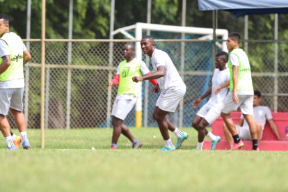 Renny Jaramillo será titular en el choque entre 9 de Octubre y Mushuc Runa, en la LigaPro.