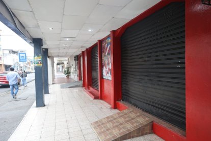 Quienes laboran alrededor del lugar están sorprendidos por lo ocurrido.