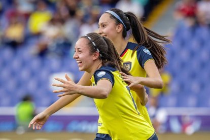 Dana Pesántez (14) disfruta su primera experiencia en la Copa América. Ya marcó un gol y apunta a derrotar a Colombia.