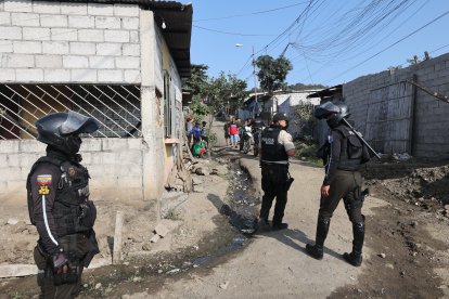 A partir de este hecho violento, la zona permanece con presencia policial.