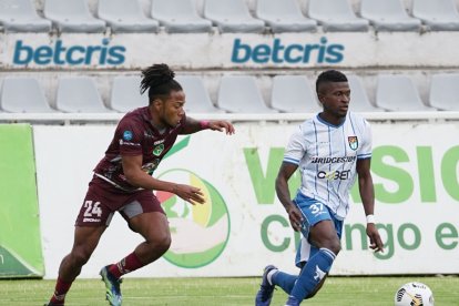 Mushuc Runa goleó a 9 de Octubre en el Bellavista de Ambato