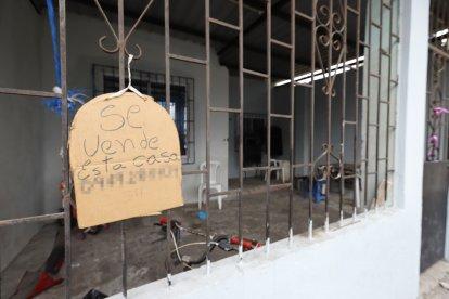 La vivienda en la que ocurrió el ataque se encuentra a la venta.