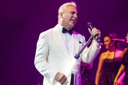 El cantante mexicano forma parte como jurado del reality Canta Conmigo.