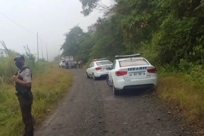 Los cadáveres tenían signos de violencia.