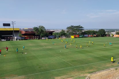 Barcelona en su último entrenamiento antes de enfrentar a Independiente del Valle.