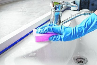 Hay productos que te ayudan a mantener la limpieza del baño.