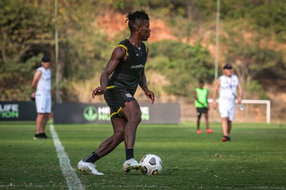 Adonis Preciado listo para ser tomado en cuenta por el DT Jorge Célico.