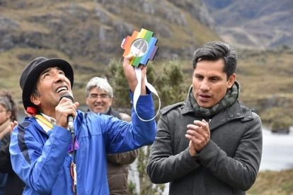 Yaku Pérez y Jefferson Pérez hicieron alianza entre sus movimientos para 'marchar' juntos, el primero por una concejalía y el otro por la Alcaldía de Cuenca.