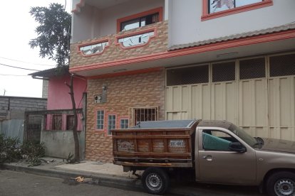 El artefacto explosivo fue colocada en un vehículo parqueado en el sector.