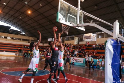 Barcelona se impuso a Portoviejo, en la fecha 10 de la Liga BásquetPro.