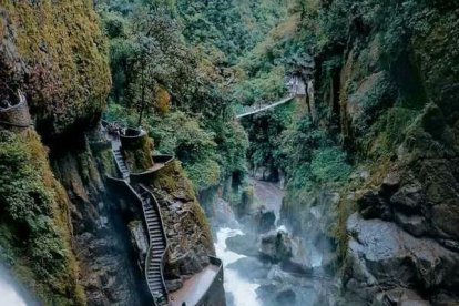 Encuentran el cuerpo de la mujer que cayó con un niño al Pailón del Diablo