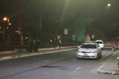 Al sitio llegaron agentes policiales, quienes recabaron tres indicios balísticos.