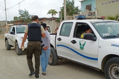 Capturaron a sujeto que habría dado rienda suelta a sus bajos instintos frente a una chica