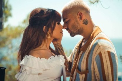 Anitta y Maluma, juntos de nuevo en el tema "El que espera"