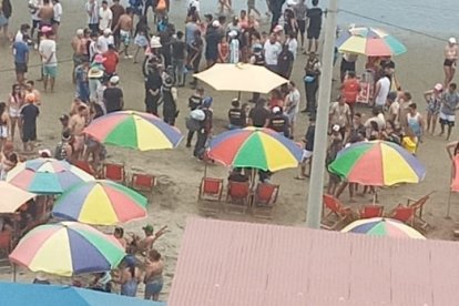 La Policía Nacional se encargó del levantamiento del cadáver.