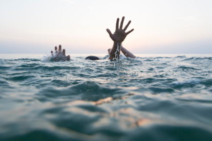 Referencial. El joven de 19 años fue rescatado por los servicios de emergencia.