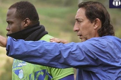 Héctor Lautaro Chiriboga, preparador de arqueros de Macará, reconoció que se equivocó tras el duelo ante Aucas.