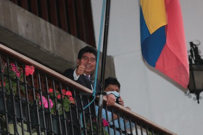 El siguiente paso es que la Junta Provincial Electoral revise los requisitos, entre estos gozar de sus derechos políticos, que el empresario los perdió por orden del TCE.