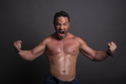 Empezó en 2011 

en la TV en Ecuavisa con el programa ‘Capitán Expertus’.