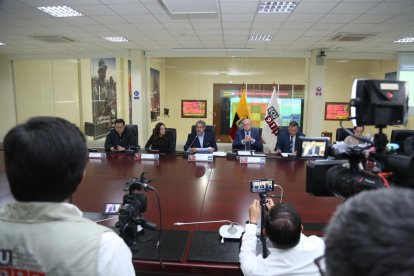 Mientras que los casos de viruela de mono subieron a 35, los de covid-19 siguen a la baja