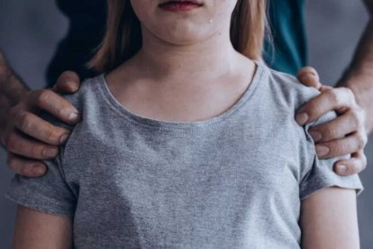 El abuso habría sido cometido por otro menor de edad.