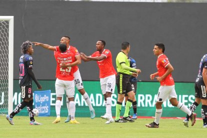 Independiente vs. Universidad Católica: Los camaratas le faltan el respeto a los rayados