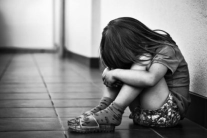 La niña a la que el joven de 26 años violó habría sido su propia hijastra.